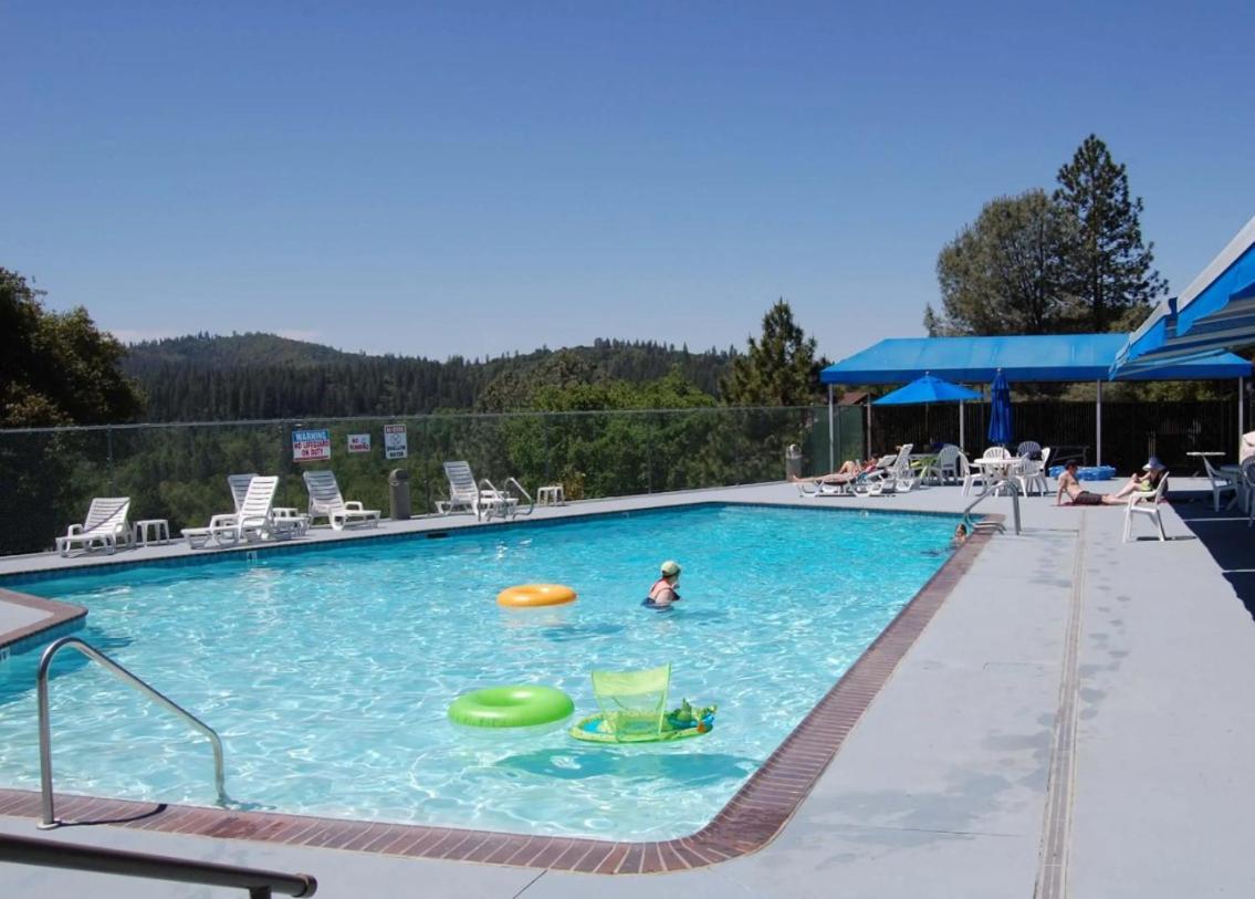Breckenridge Chalet Near Yosemite. Dog Friendly! غروفلاند المظهر الخارجي الصورة